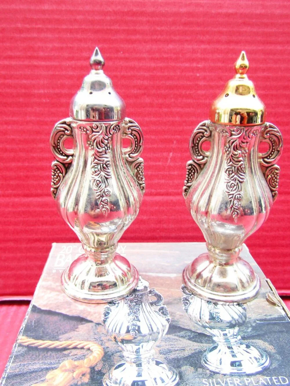 SILVER-PLATED GODINGER SALT & PEPPER SHAKER SET 20th CENTURY BAROQUE 5093